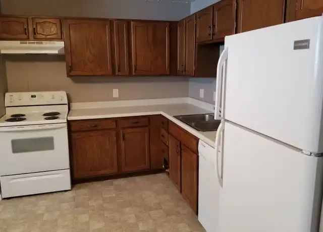 Property at 1004 N Union Ave Unit 10, Fergus Falls, MN, 56537, 2 beds, 1 bath, [object Object]