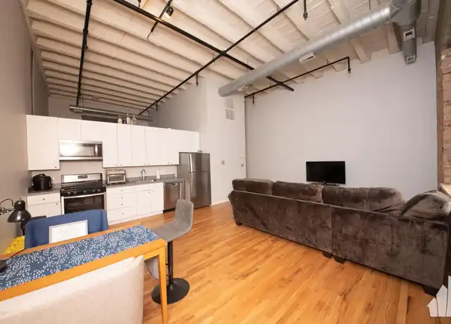 Property at 100 S Ashland Ave, Chicago, IL, 60612, 1 bed, 1 bath, [object Object]