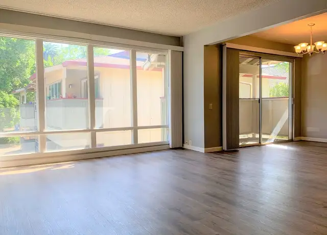 Photo of 1011 W 4th St, Chico, CA 95928