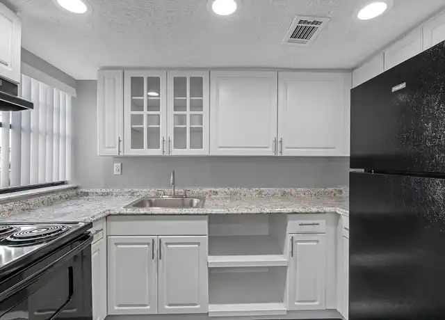Property at Montierra Apartments - 14401 N 22nd St, Tampa, FL, 33613, 1 bed, 1 bath, [object Object]