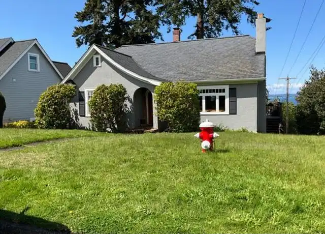 Property at 900 17th St, Bellingham, WA, 98225, 3 beds, 1 bath, [object Object]