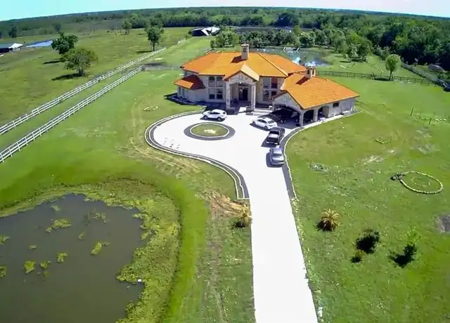 Property at 848 Juliff Manvel Rd, Rosharon, TX, 77583, 6 beds, 6.5 baths, [object Object]