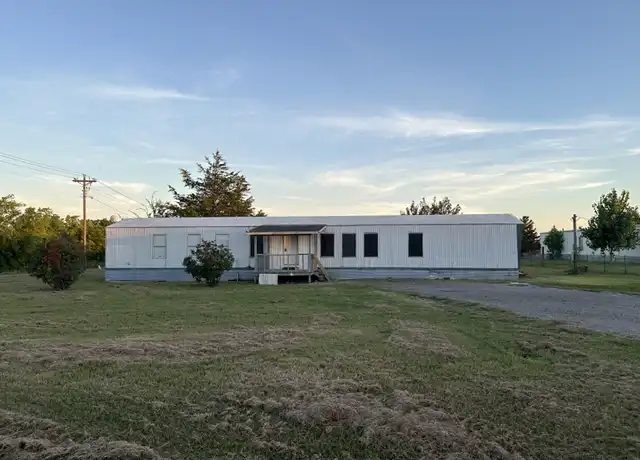 Property at 8749 County Road 3602, Quinlan, TX, 75474, 3 beds, 2 baths, [object Object]