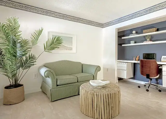 Photo of 13651 NW 4th St, Pembroke Pines, FL 33028
