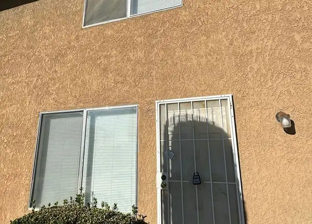 Property at 15884 Rancherias Rd Unit 2, Apple Valley, CA, 92307, 2 beds, 1.5 baths, [object Object]