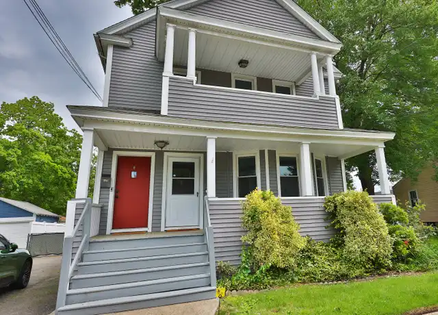Property at 117 Everett St, Stratford, CT, 06615, 2 beds, 1 bath, [object Object]