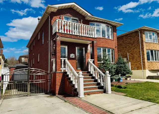 Property at 6421 230th St, Oakland Gardens, NY, 11364, 3 beds, 2 baths, [object Object]