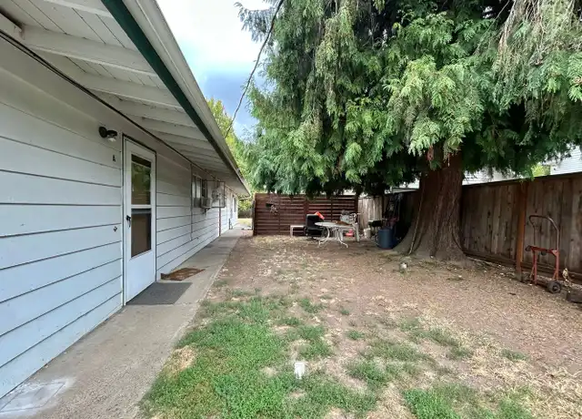 Property at 4430 SW 165th Ave Unit B, Beaverton, OR, 97007, 1 bed, 1 bath, [object Object]
