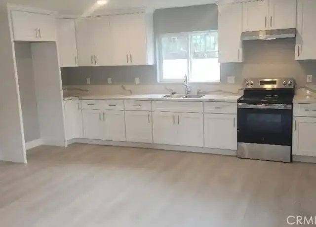 Property at 3117 S Center St, Santa Ana, CA, 92704, 2 beds, 1 bath, [object Object]