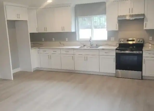 Property at 3117 S Center St, Santa Ana, CA, 92704, 2 beds, 1 bath, [object Object]