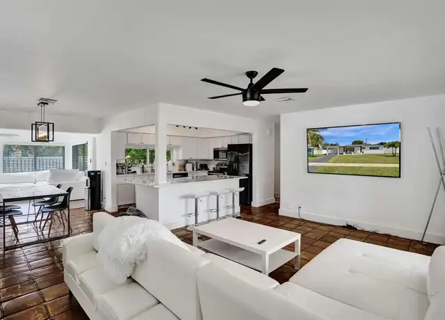 Property at 2136 NE 3rd Way, Boca Raton, FL, 33431, 2 beds, 2 baths, [object Object]