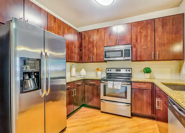 Property at Avant at the Arboretum - 450 Warrenville Rd, Lisle, IL, 60532, 1-2 bed, 1-2 bath, [object Object]