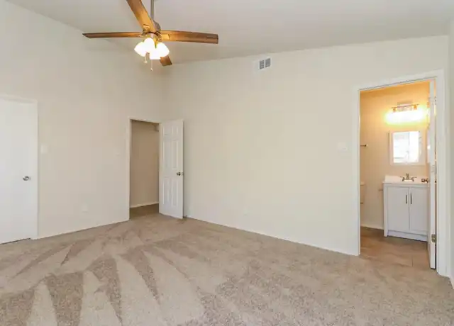 Property at 415 Revolution Ln, Arlington, TX, 76002, 3 beds, 2 baths, [object Object]