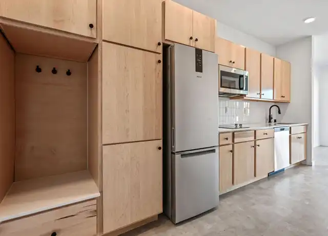 Property at 686 Mike McCarthy Way Unit 310, Ashwaubenon, WI, 54304, 0 beds, 1 bath, [object Object]