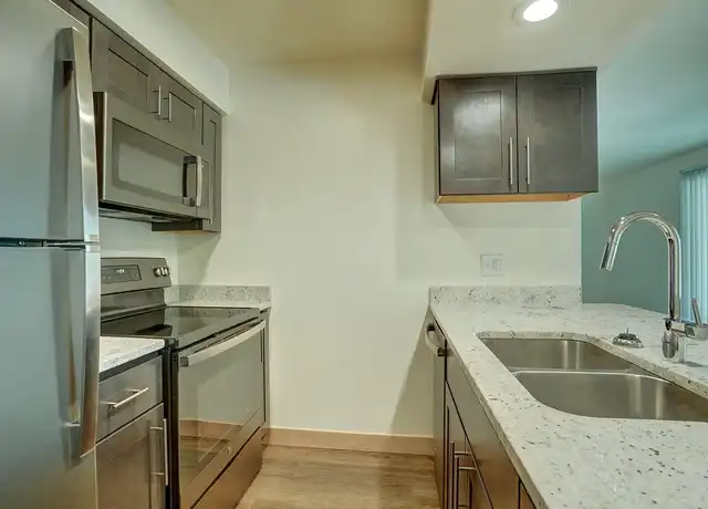 Property at Heather Ridge - 4701 Hayes Rd, Madison, WI, 53704, 0-1 beds, 1 bath, [object Object]