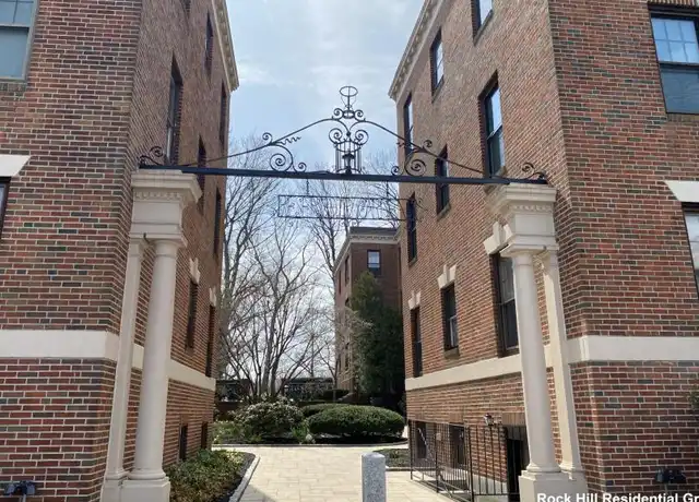 Property at 1990 Commonwealth Ave, Boston, MA, 02135, 2 beds, 1 bath, [object Object]