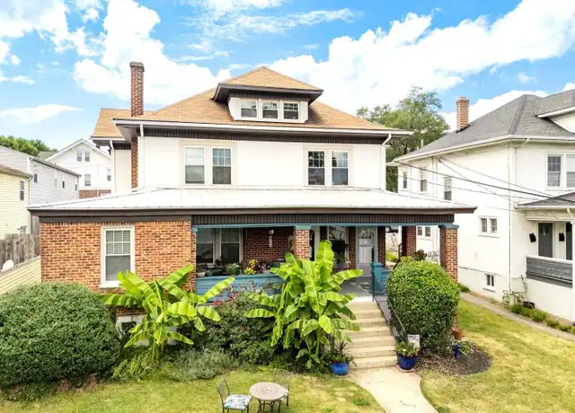 Property at 1419 Grandin Rd SW, Roanoke, VA, 24015, 2 beds, 1 bath, [object Object]