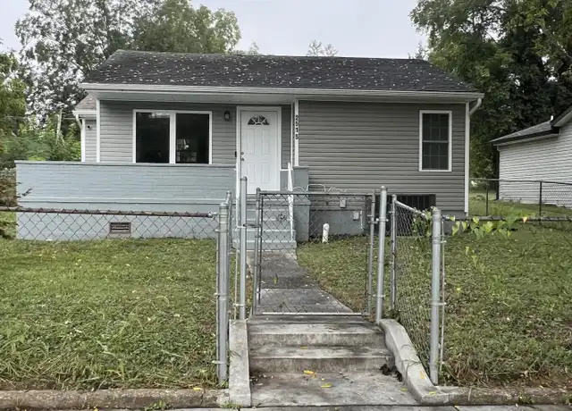 Property at 2515 Wilson Ave, Knoxville, TN, 37914, 2 beds, 1 bath, [object Object]