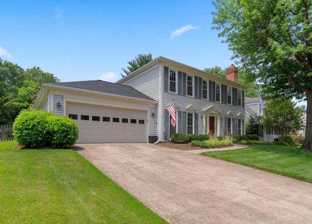 Photo of 13517 Point Pleasant Dr, Chantilly, VA 20151