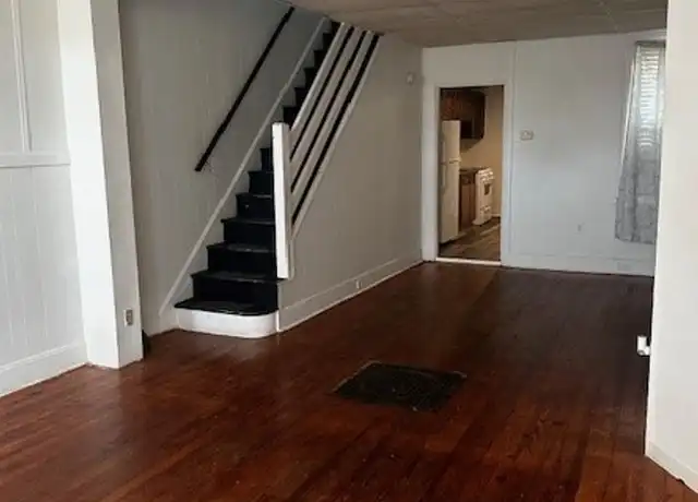 Property at 828 Wallace St, York, PA, 17403, 3 beds, 1 bath, [object Object]