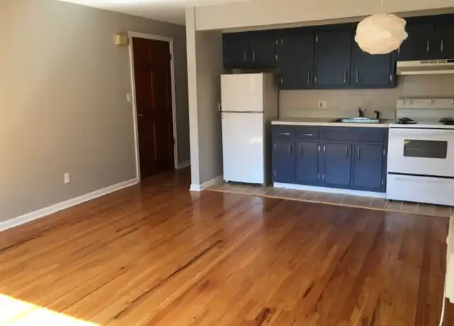Property at 550 Whitney Ave, New Haven, CT, 06511, 0-1 beds, 1 bath, [object Object]