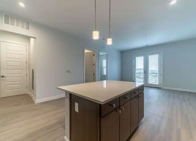 Property at Quinn Apartments - 1341 Norton Ave, Columbus, OH, 43212, 1 bed, 1 bath, [object Object]