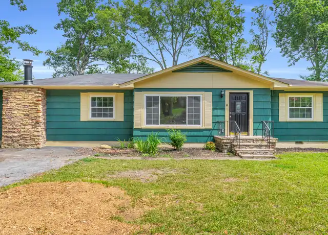 Property at 1304 Laredo Ave, Chattanooga, TN, 37412, 3 beds, 2 baths, [object Object]