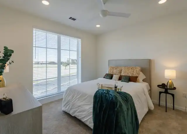 Property at 415 E Highland Mall Blvd Unit A2-06, Austin, TX, 78752, 1 bed, 1 bath, [object Object]