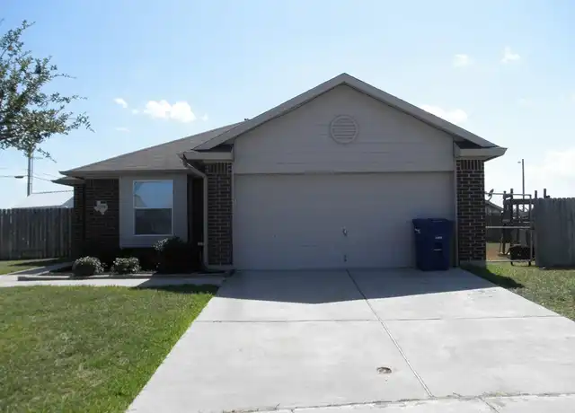 Property at 1705 Overland Trl, Corpus Christi, TX, 78410, 3 beds, 2 baths, [object Object]
