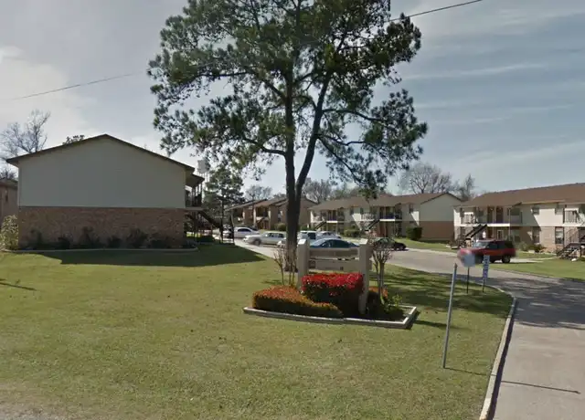 Property at 203 E Watson St Unit 101, Willis, TX, 77378, 1 bed, 1 bath, [object Object]