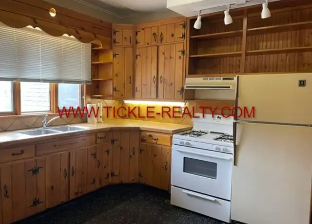 Property at 202-204 Meigs St Unit 2, Rochester, NY, 14607, 1 bed, 1 bath, [object Object]