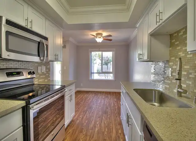 Property at Mountain View Town Center - 405 Stierlin Rd, Mountain View, CA, 94043, 1 bed, 1 bath, [object Object]
