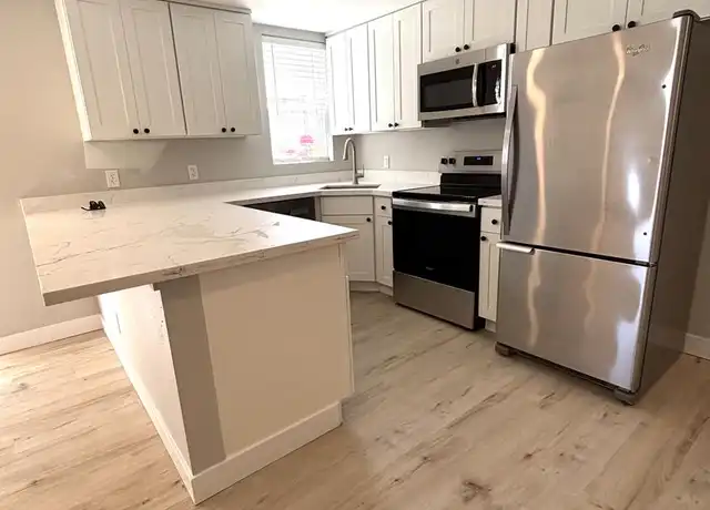 Property at 2026 Lombard Ave, Everett, WA, 98201, 2 beds, 1 bath, [object Object]