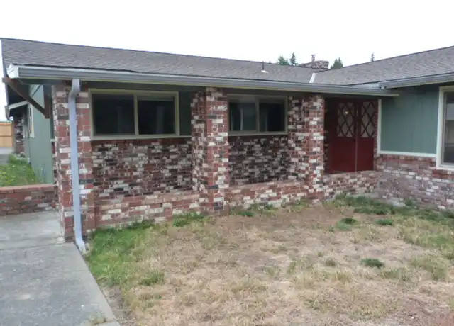 Property at 1515 W 13th St, Port Angeles, WA, 98363, 3 beds, 2 baths, [object Object]