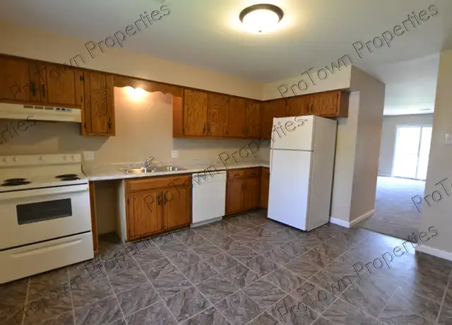 Property at 1004 Thornton St Unit 102, Lockport, IL, 60441, 2 beds, 1.5 baths, [object Object]