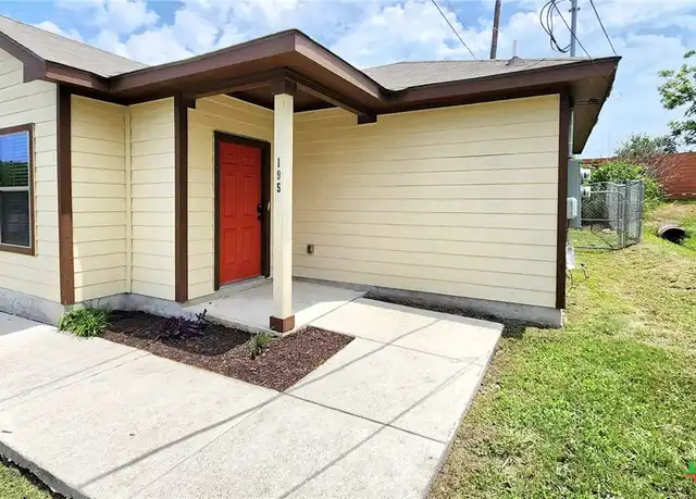 Property at 195 Rosedale Ave, New Braunfels, TX, 78130, 3 beds, 2 baths, [object Object]