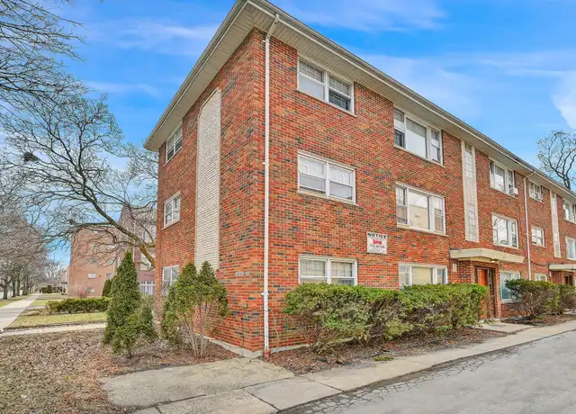 Property at 10338 S Walden Pkwy Unit 10338-2B, Chicago, IL, 60643, 2 beds, 1 bath, [object Object]