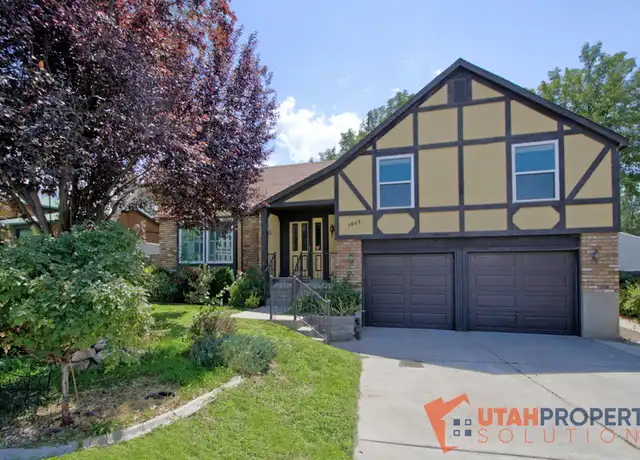 Property at 1048 E Pineridge Rd, Sandy, UT, 84094, 4 beds, 3 baths, [object Object]
