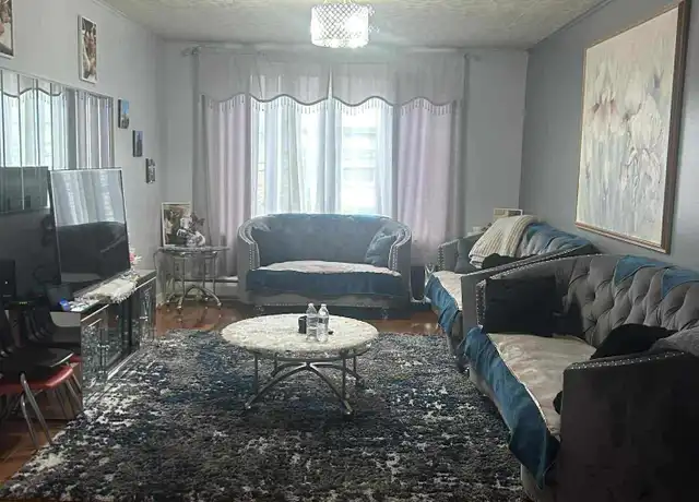 Property at 166 W 32nd St Unit 2, Bayonne, NJ, 07002, 3 beds, 1 bath, [object Object]