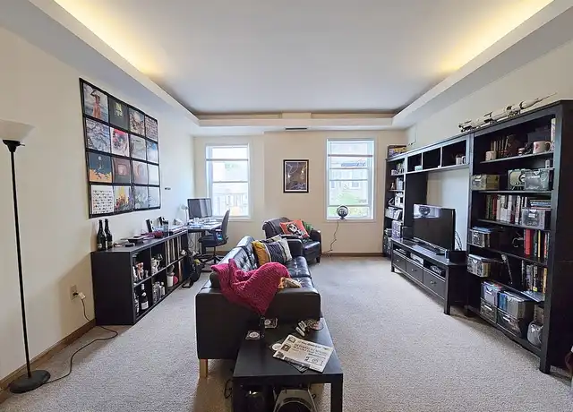 Property at 154 Cedar St Unit 1-2, Somerville, MA, 02144, 2 beds, 1 bath, [object Object]