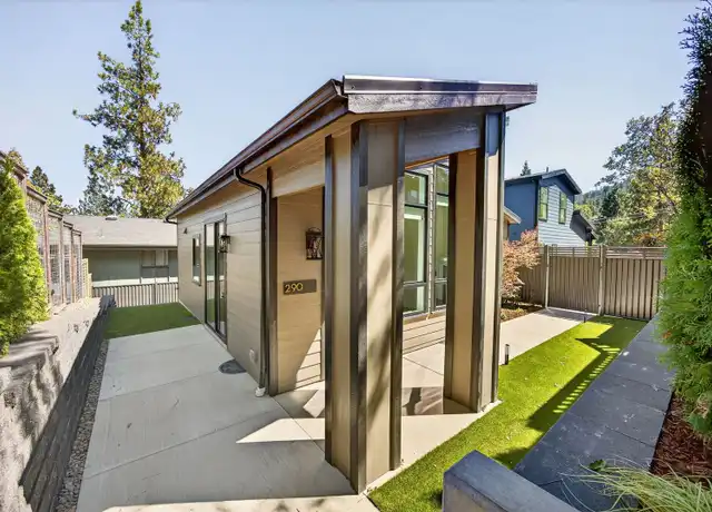 Property at 290 Gresham St, Ashland, OR, 97520, 2 beds, 1 bath, [object Object]