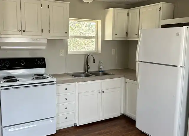 Property at 11804 Springfield Rd, Denham Springs, LA, 70706, 3 beds, 1 bath, [object Object]
