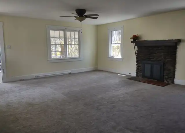 Property at 109 Lanier Ln, Swannanoa, NC, 28778, 3 beds, 2 baths, [object Object]