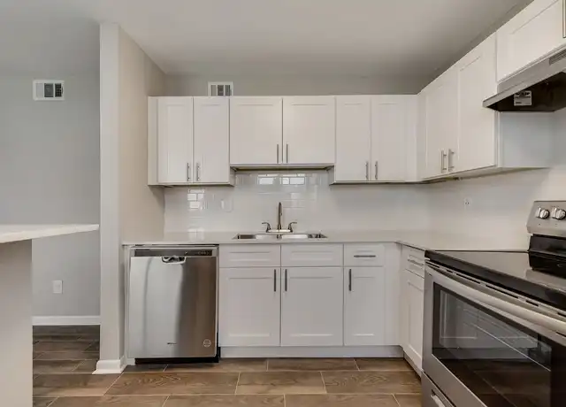 Property at Sedona Park - 4200 W Northgate Dr, Irving, TX, 75062, 1-2 bed, 1-2 bath, [object Object]