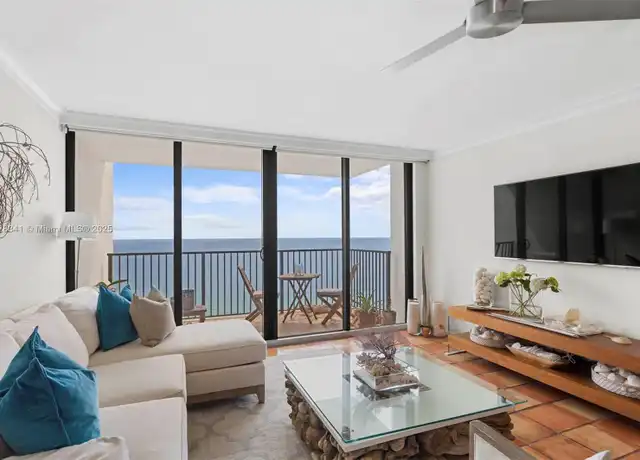 Property at 2101 S Ocean Dr #2302, Hollywood, FL, 33019, 1 bed, 2 baths, [object Object]