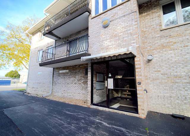 Photo of 4535 Rumsey Ave Unit 2D, Oak Lawn, IL 60453