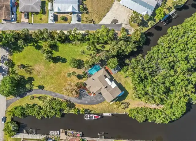 Property at 1182 Betmar Blvd, North Fort Myers, FL, 33903, 4 beds, 3 baths, [object Object]