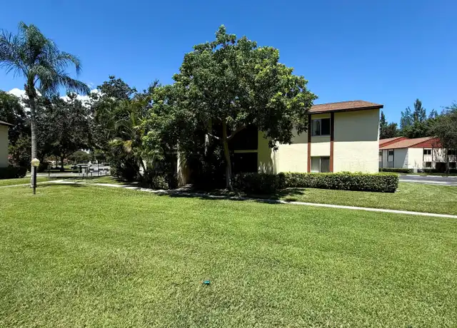 Property at 4891 Sable Pine Cir Unit B1, West Palm Beach, FL, 33417, 2 beds, 1 bath, [object Object]