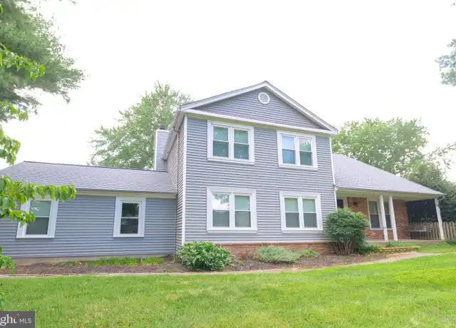 Property at 15107 General Stevens Ct, Chantilly, VA, 20151, 4 beds, 2.5 baths, [object Object]