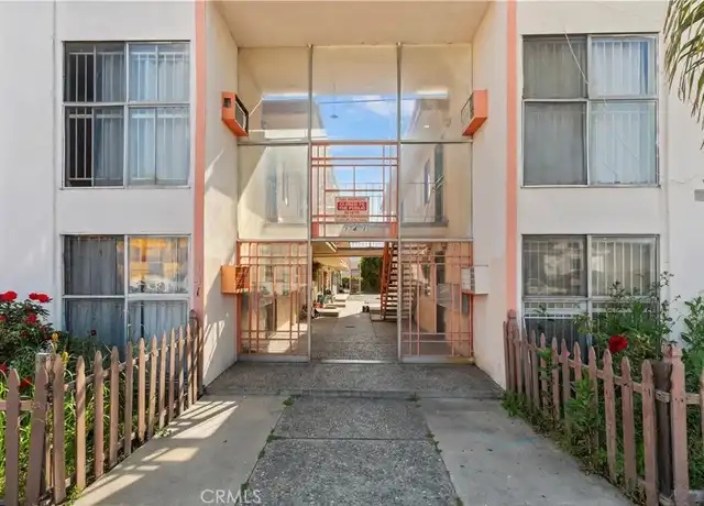 Property at 141 South Avenue 22 Unit 17, Los Angeles, CA, 90031, 2 beds, 1 bath, [object Object]